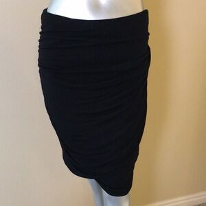 THEORY | Laylina Heart Ruched / Shirred Wrap Skirt